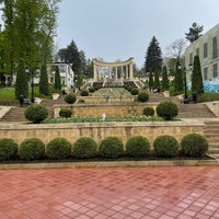 Photo taken at Каскадная лестница by Artntone -. on 5/4/2021