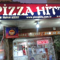 Photo taken at Pizza Hit&amp;#39;&amp;#39;s by Hacer K. on 7/25/2013