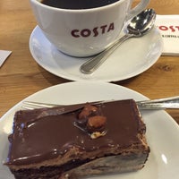 Photo taken at Costa Coffee by Samy ♌️ on 3/13/2015