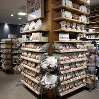 無印良品 Clothing Store In 梅田