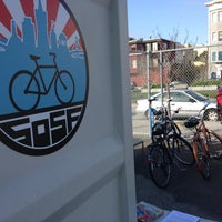 Das Foto wurde bei Streets of San Francisco Bike Tours von Ryan F. am 3/16/2013 aufgenommen