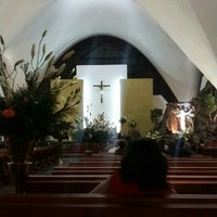 Photo taken at Iglesia De La Divina Providencia by Pao R. on 3/30/2016