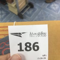 Photo taken at Klong Toei Post Office by Khun PHu Y. on 6/28/2017