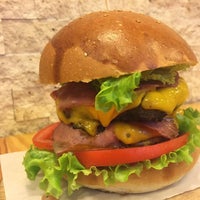10/25/2018にBerkay K.がKöşk Kasap Burger &amp;amp; Steak Houseで撮った写真