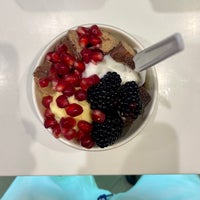 Photo taken at Pinkberry by عىدالله ا. on 2/20/2023