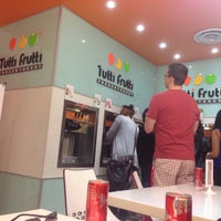 Foto diambil di Tutti Frutti oleh Tete A. pada 6/6/2015