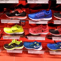 Tienda de tenis plaza rio hot sale