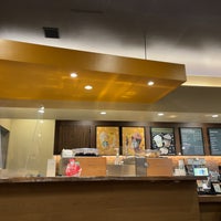 Photo taken at Starbucks by Rice5515 on 5/17/2022