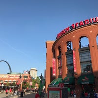 Photo taken at Stan Musial Statue at Busch Stadium by Hec T. on 5/22/2018