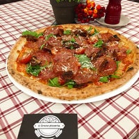 10/23/2017 tarihinde Gregory O.ziyaretçi tarafından il Grano pizzeria'de çekilen fotoğraf