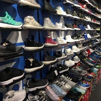 brooklyn way sneaker store