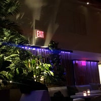 รูปภาพถ่ายที่ Plunge Rooftop Bar &amp;amp; Lounge โดย AA เมื่อ 1/19/2020