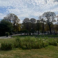 Photo taken at Jardin du Palais de l&amp;#39;Élysée by Reham on 9/1/2022
