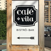 Photo taken at Café da Vila Bistrô Bar by Felipe H. on 11/2/2017