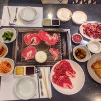 Foto tomada en O Dae San Korean BBQ  por Gürkan M. el 9/18/2015
