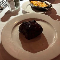 Foto tomada en Club A Steakhouse  por HPY48 el 2/9/2023