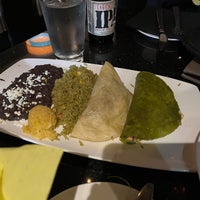 Foto diambil di Sinigual Contemporary Mexican Cuisine oleh HPY48 pada 12/16/2022