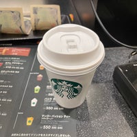 Photo taken at Starbucks by HPY48 on 10/19/2022