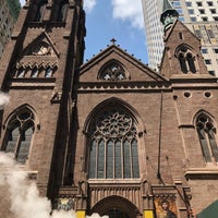 Photo taken at Fifth Avenue Presbyterian Church by HPY48 on 8/3/2019