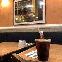 Photo taken at Sutton Cafe by HPY48 on 8/15/2019