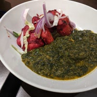 Das Foto wurde bei Bombay&amp;#39;s Indian Restaurant von Amruta W. am 10/4/2019 aufgenommen