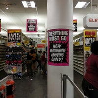 payless shoes 34th street