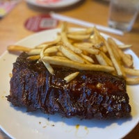 Photo taken at Applebee&amp;#39;s Grill + Bar by A on 7/13/2021