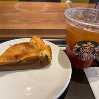 Photo taken at Starbucks by Megumi N. on 10/21/2022