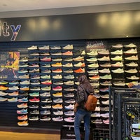 Photo taken at New York Running Company by Varshith A. on 9/27/2022