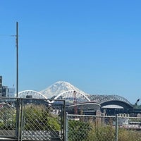 Photo taken at Victor Steinbrueck Park by Varshith A. on 5/29/2021