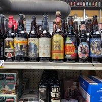 Foto tomada en East 7th Liquor  por Varshith A. el 9/2/2021