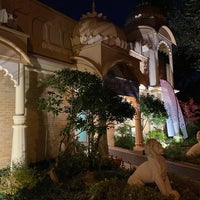 รูปภาพถ่ายที่ Kalachandji&amp;#39;s Restaurant &amp;amp; Palace โดย Varshith A. เมื่อ 11/30/2022