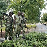 Photo taken at Vietnam Veterans Memorial - Three Servicemen Statues by Varshith A. on 8/30/2022