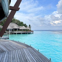 Foto diambil di Baros Maldives oleh 🌙 pada 4/26/2023