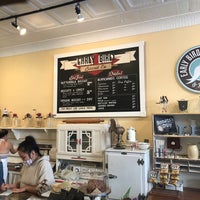 Review Early Bird Biscuit Co. and Bakery