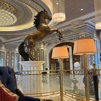 Das Foto wurde bei The Ritz-Carlton, Riyadh von Bee 🕊 am 4/17/2024 aufgenommen