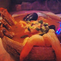 12/20/2012 tarihinde Meredith P.ziyaretçi tarafından Quenas Restaurant'de çekilen fotoğraf