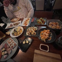 Foto diambil di Tenno Sushi oleh Anna A. pada 4/12/2022