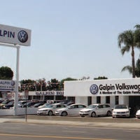 12/23/2014에 Joanne s.님이 Galpin Volkswagen에서 찍은 사진