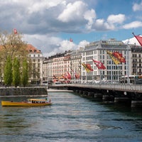 7/29/2016 tarihinde Hotel Bristol Genevaziyaretçi tarafından Hotel Bristol Geneva'de çekilen fotoğraf