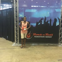 Photo taken at Rock &amp;#39;n&amp;#39; Roll Half Marathon Expo by Natasha M. on 7/15/2016