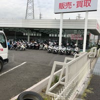 Photo taken at バイク王ダイレクトSHOP ４号草加店 by 西院 （. on 8/16/2018