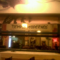 Photo taken at Tiempos Modernos by La Hormiga clases de teatro e. on 2/17/2013