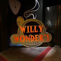 Photo taken at Willy Wonder&amp;#39;s by 🙈🙉🙊 Kerem ↩️ ↪. on 10/21/2023