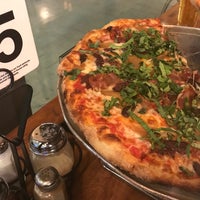 Photo taken at Pete&amp;#39;s New Haven Style Apizza by Karla P. on 3/26/2018