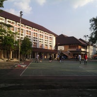 Sma Theresiana 1 Mayor Jendral Sutoyo 69