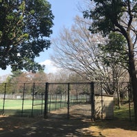 Photo taken at Tennis Courts, Koganei Park by じんござえもん た. on 3/19/2021