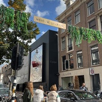 Photo taken at Pieter Cornelisz Hooftstraat by Abdullah on 10/1/2022