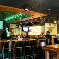 Foto tirada no(a) The Green Marlin Restaurant and Raw Bar por The Green Marlin Restaurant and Raw Bar em 1/2/2018