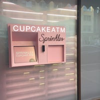 Photo taken at Sprinkles Cupcake ATM by Eline P. on 1/21/2018